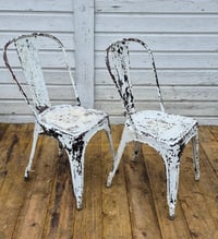 Image 2 of Anciennes chaises Tolix A