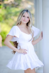 Image 5 of 90-Minute Senior, Teen, or Graduate Session
