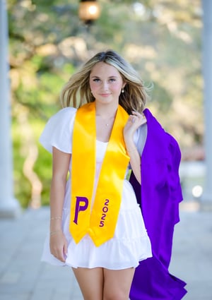 Image of 90-Minute Senior, Teen, or Graduate Session