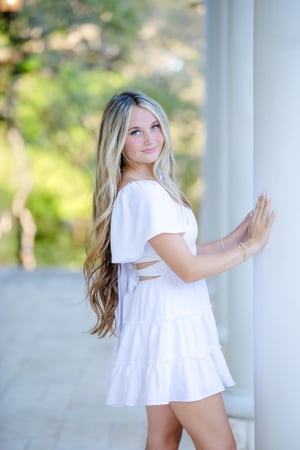 Image of 90-Minute Senior, Teen, or Graduate Session