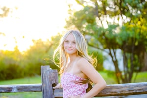 Image of 90-Minute Senior, Teen, or Graduate Session