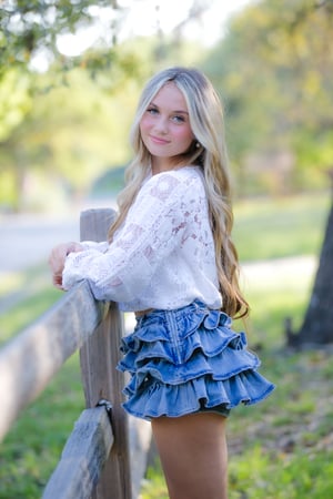 Image of 90-Minute Senior, Teen, or Graduate Session