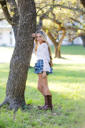 Image of 90-Minute Senior, Teen, or Graduate Session