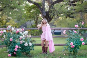 Image of 90-Minute Senior, Teen, or Graduate Session