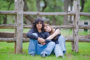 Image of 75-Minute Couple's Graduation or Senior Session