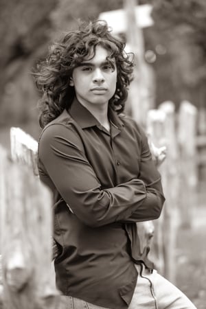 Image of 75-Minute Couple's Graduation or Senior Session