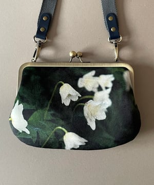 Image of Wood anemone, printed velvet kisslock bag with crossbody canvas or chain strap