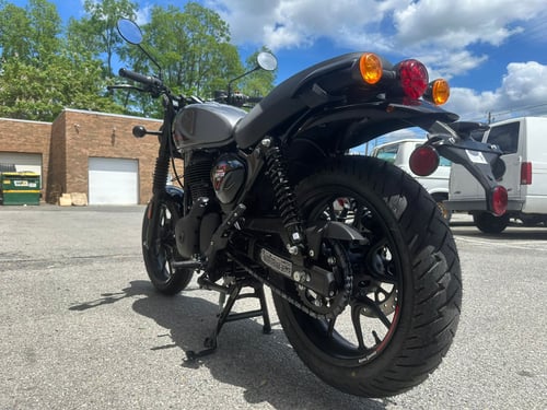Image of SALE!!! Hunter 350, $500 off from Royal Enfield and $100 off from us till the end of June!!!