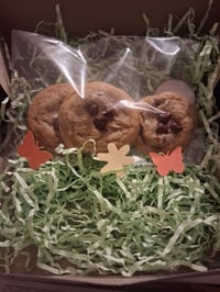 Image 2 of Homemade Brown Butter Chocolate Chip Cookies Standard Size Decadent Buttery Cookies with Sea Salt 