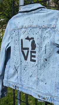 Image 4 of Mi Love Levi’s S