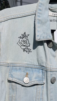Image 5 of Light colored denim Dagger