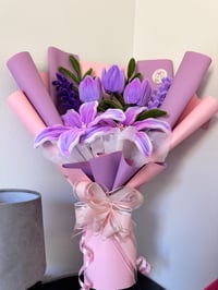 Violet Bloom 