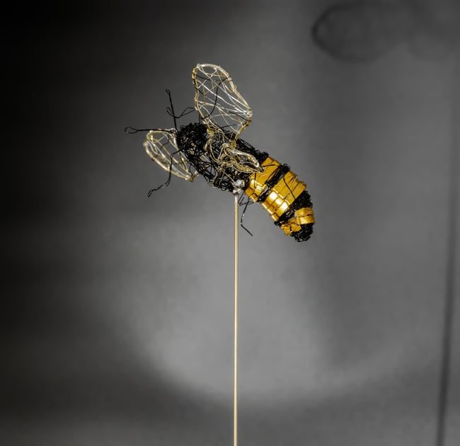 Bumble bee wire sculpture art home decor, Insect bug artwork