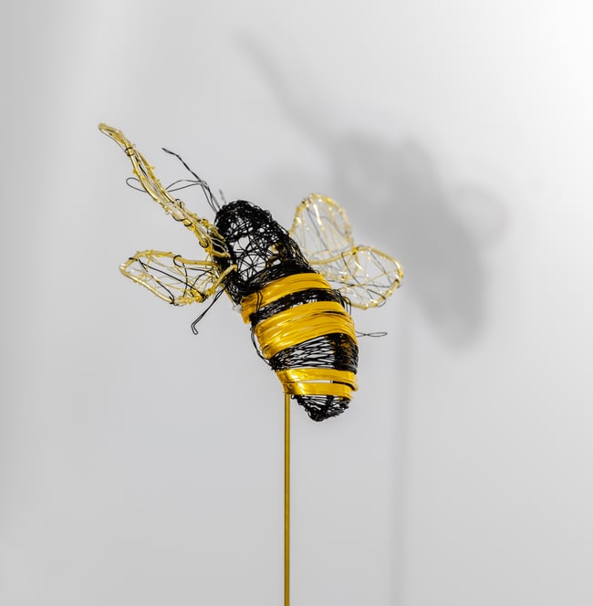 Bumble bee wire sculpture art home decor, Insect bug artwork
