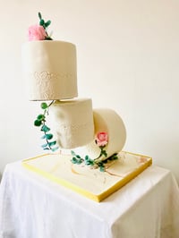 Image 1 of Ascending Wedding cake