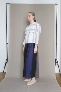 Image 2 of COLLAR top