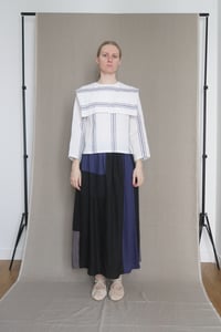 Image 4 of COLLAR top