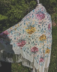 Image 2 of chrysanthemum piano shawl