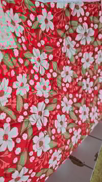 Image 3 of Daisies - quilted All the Things tote bag 