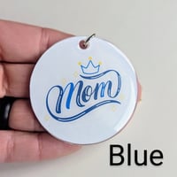 Image 4 of Mom Crown Keychain