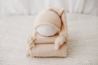 Image 1 of Oatmeal set
