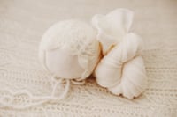 Image 1 of Plush cream set