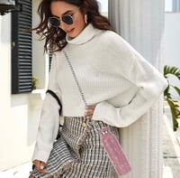 Image 9 of Perla Diamond Tumbler 17oz, 25oz, 32oz | 24K Rose Gold