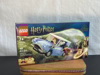 Image 2 of Lego Harry Potter: Flying Ford Anglia 