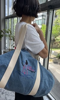 Image 3 of  PRE-COMMANDE - Sac week end brodé "LIBERTE"- Collab' ADOLIE