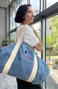 Image 4 of  PRE-COMMANDE - Sac week end brodé "LIBERTE"- Collab' ADOLIE