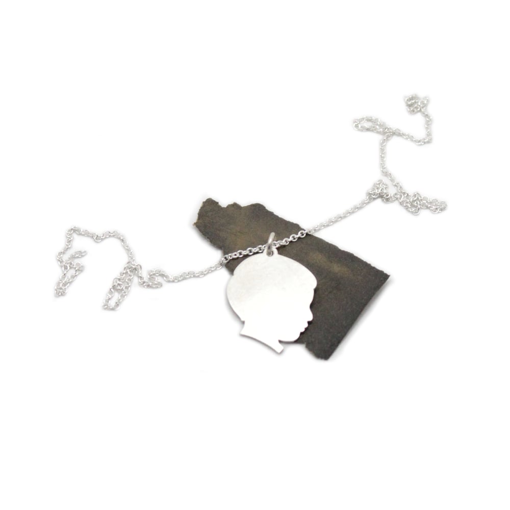 Image of MINI SILHOUETTE CHARM