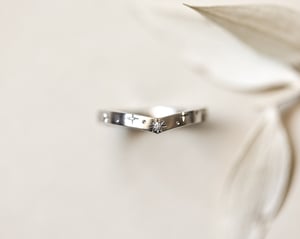 Image of Platinum 2mm ‘Star' Eternity Wishbone ring