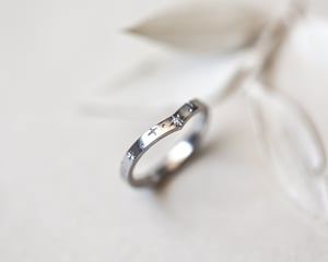 Image of Platinum 2mm ‘Star' Eternity Wishbone ring