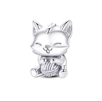  Playful Kitten Charm with Yarn Ball Detail