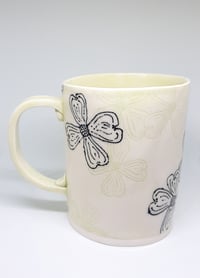 Image 2 of dogwood