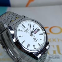 Image 5 of 1977 Seiko Quartz Type 2 Day-Date Roman Dial (7546-8000)