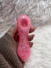 Image 16 of Pink Glitter Glass Freezable Pipe