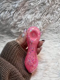 Image 17 of Pink Glitter Glass Freezable Pipe