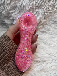 Image 2 of Pink Glitter Glass Freezable Pipe