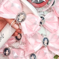 Image 1 of STAY SWEET– Lightstick & Keychain Bow