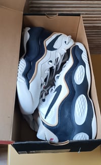 Image 7 of NIKE AIR FLIGHT SIZE 8.5US 42EUR 
