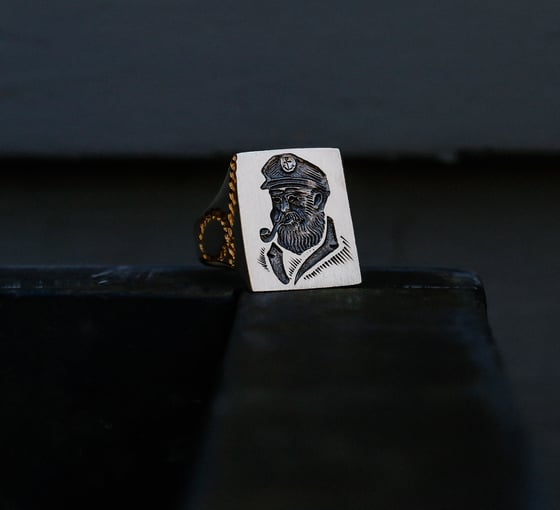 Image of Captain Signet 