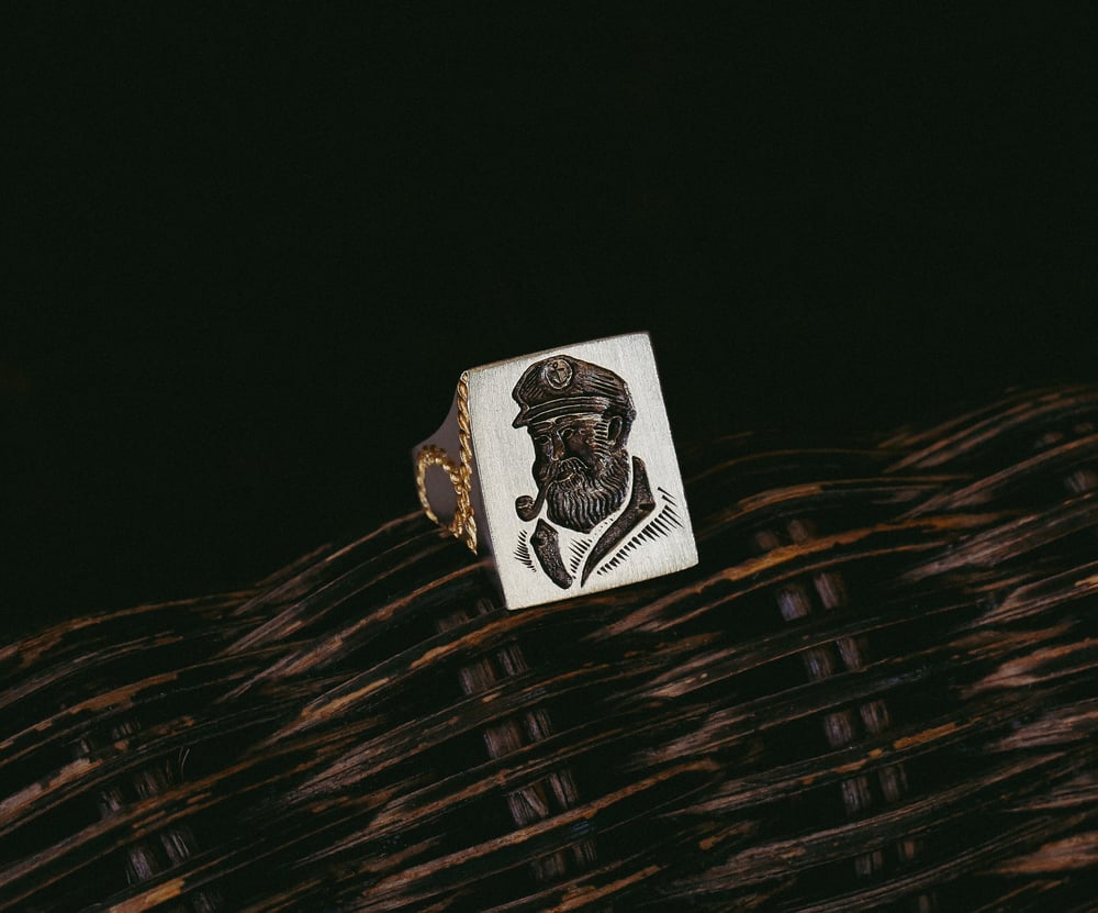 Image of Captain Signet 