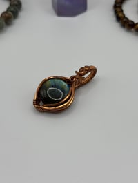 Image 2 of Mini labradorite 