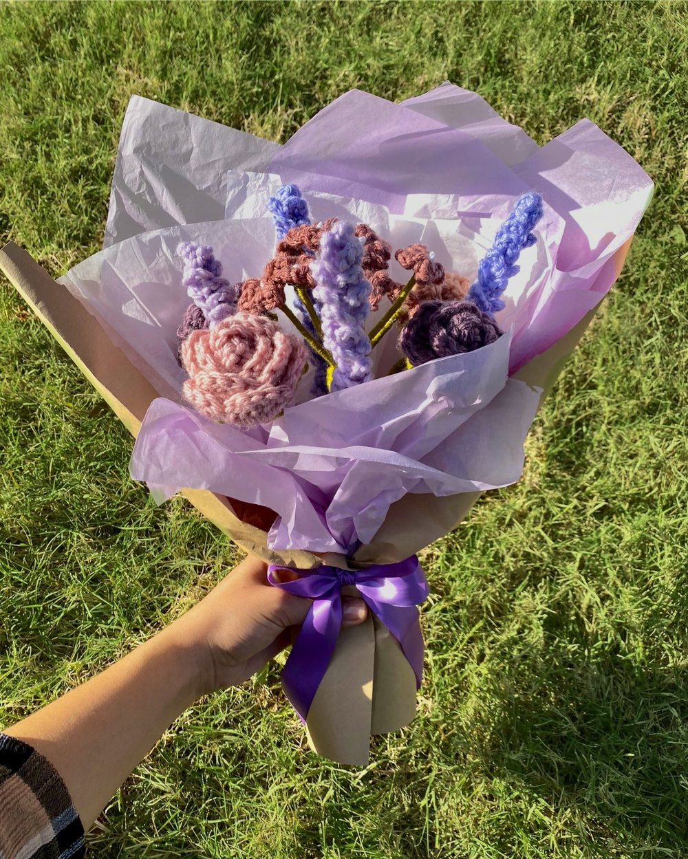 Image of Vinacrystals Crochet Bouquet
