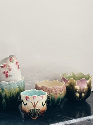 Rörstard Rosa og grøn tidsel majolica 