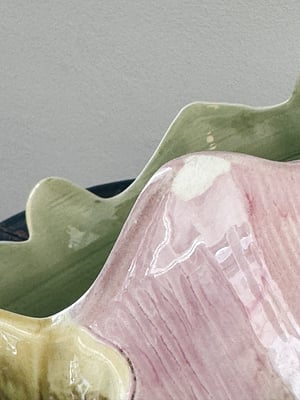 Rosa og grøn blad majolica 