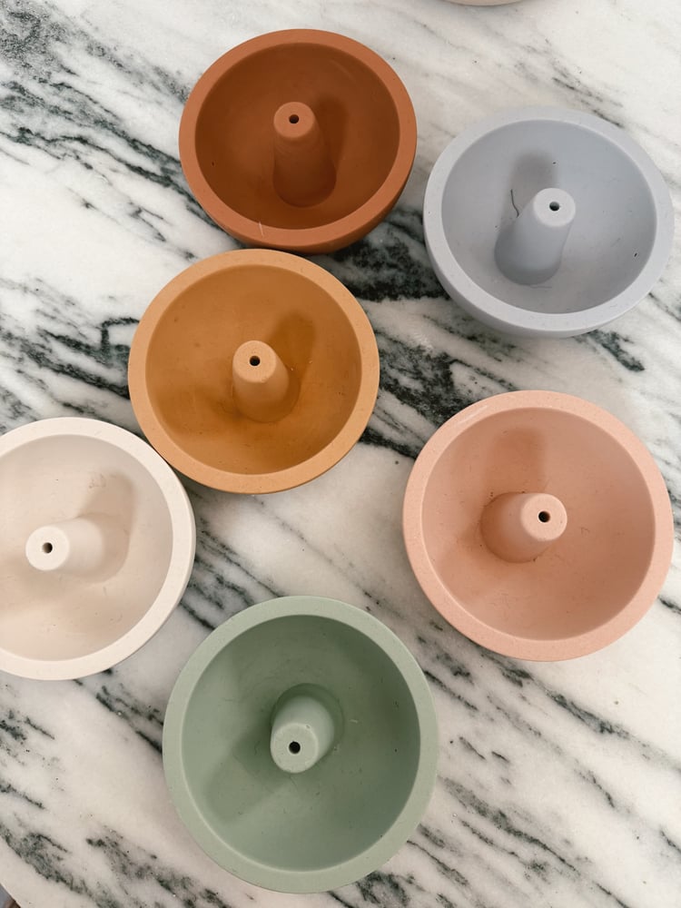 Image of saucer incence holder 