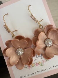 Image 2 of Rose Gold Flowers