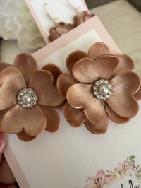 Image 3 of Rose Gold Flowers